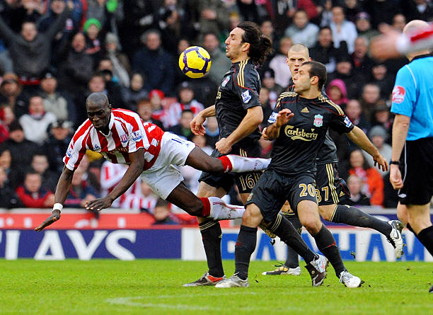 用四后卫策 用四后卫策