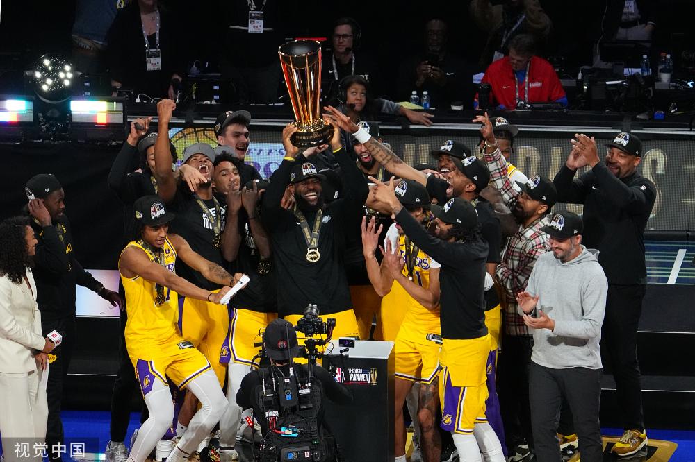 仍在书写个 仍在书写个